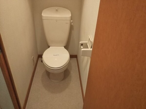 レオパレスパーシモン 辻子の物件内観写真